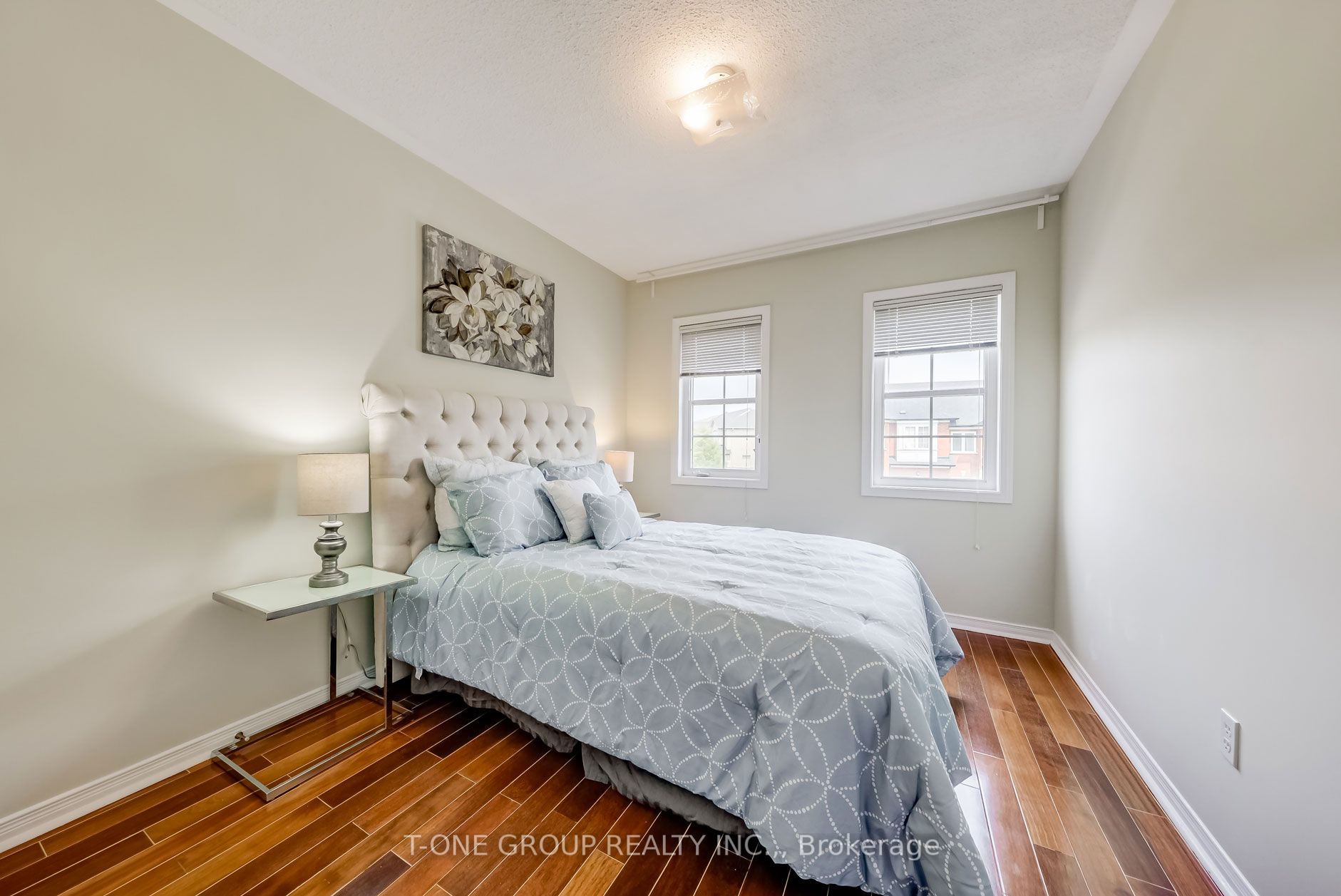 19 King William Cres