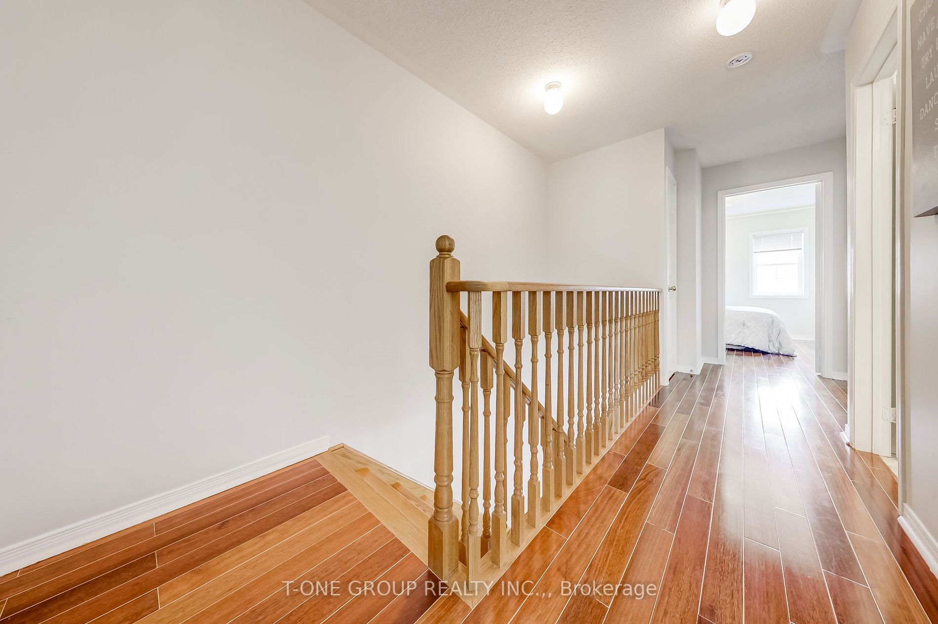 19 King William Cres