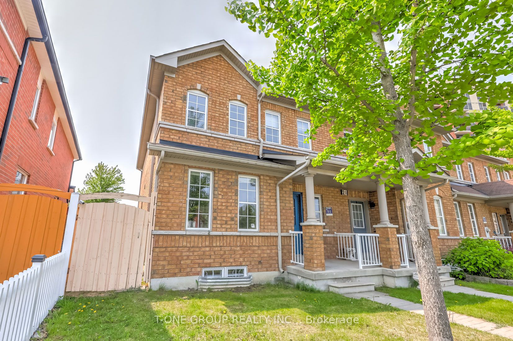 19 King William Cres