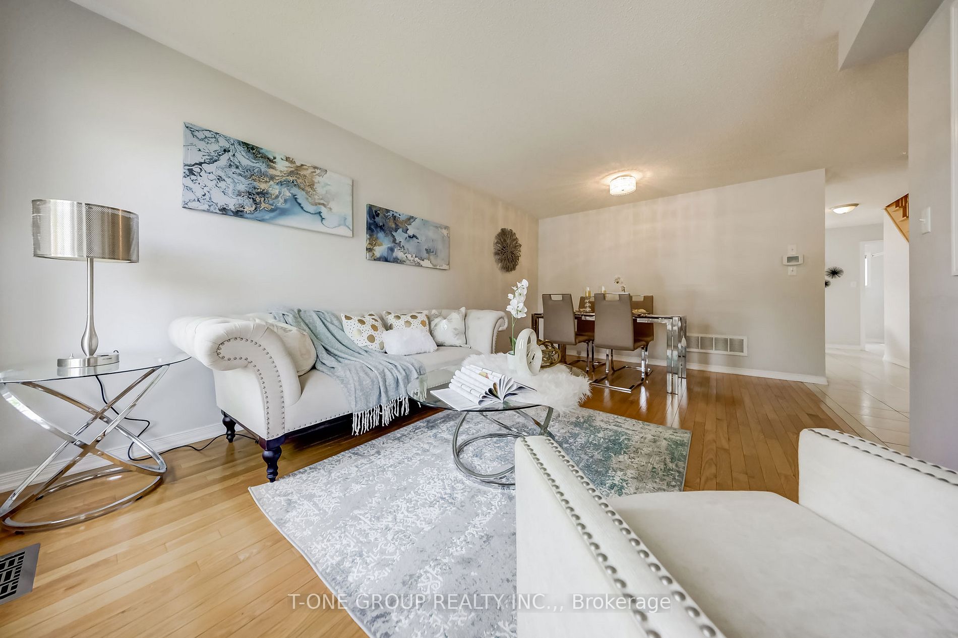 19 King William Cres