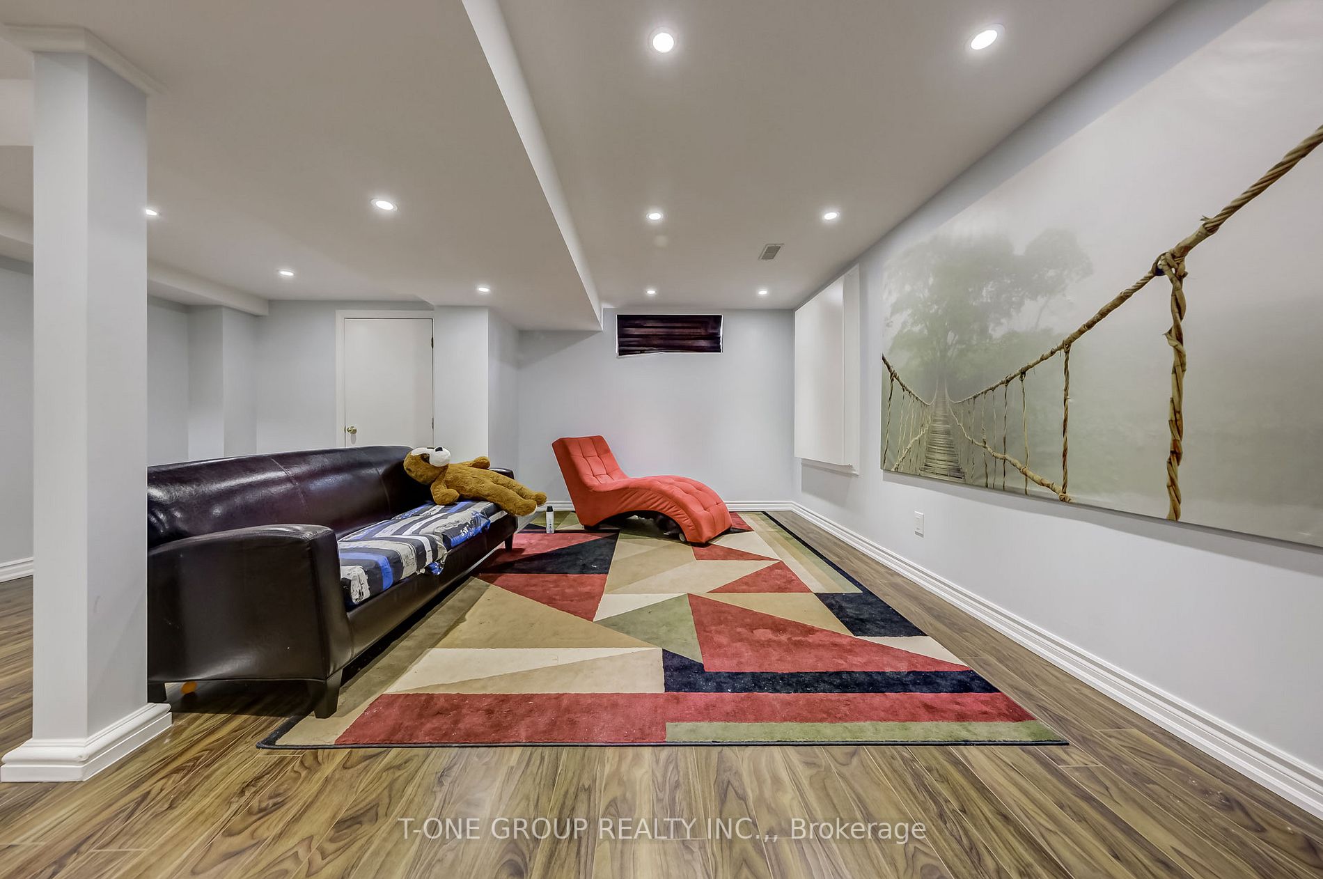 19 King William Cres