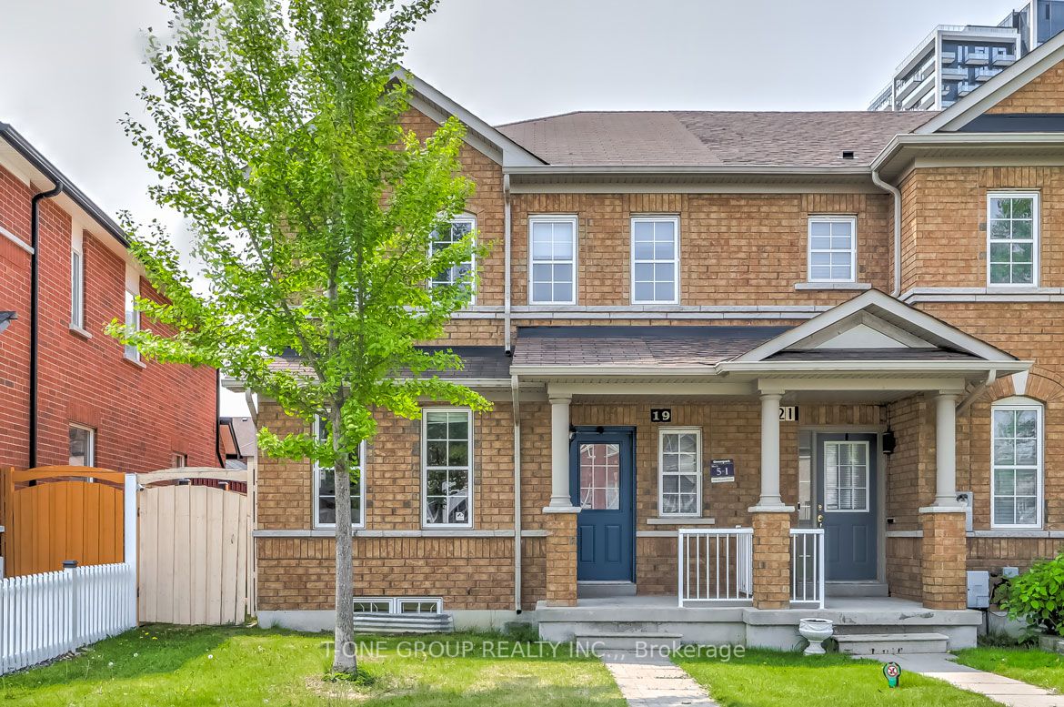 19 King William Cres