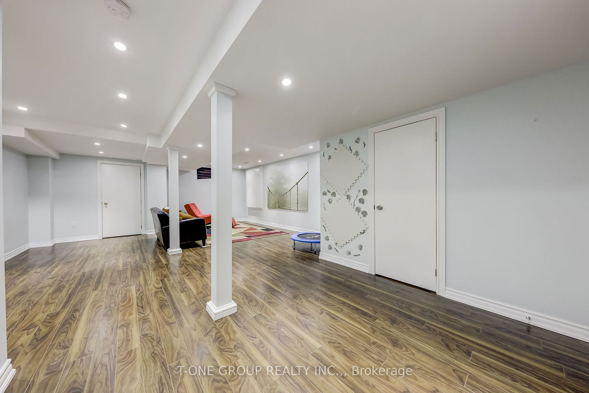 19 King William Cres