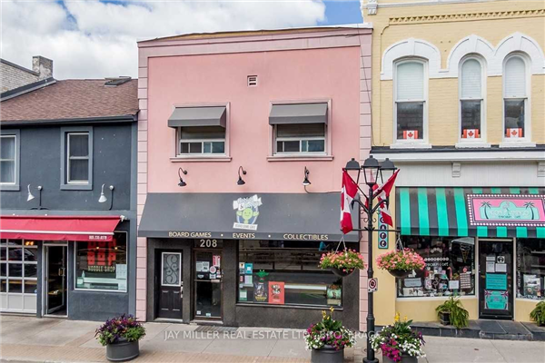 208 Main St S, Newmarket