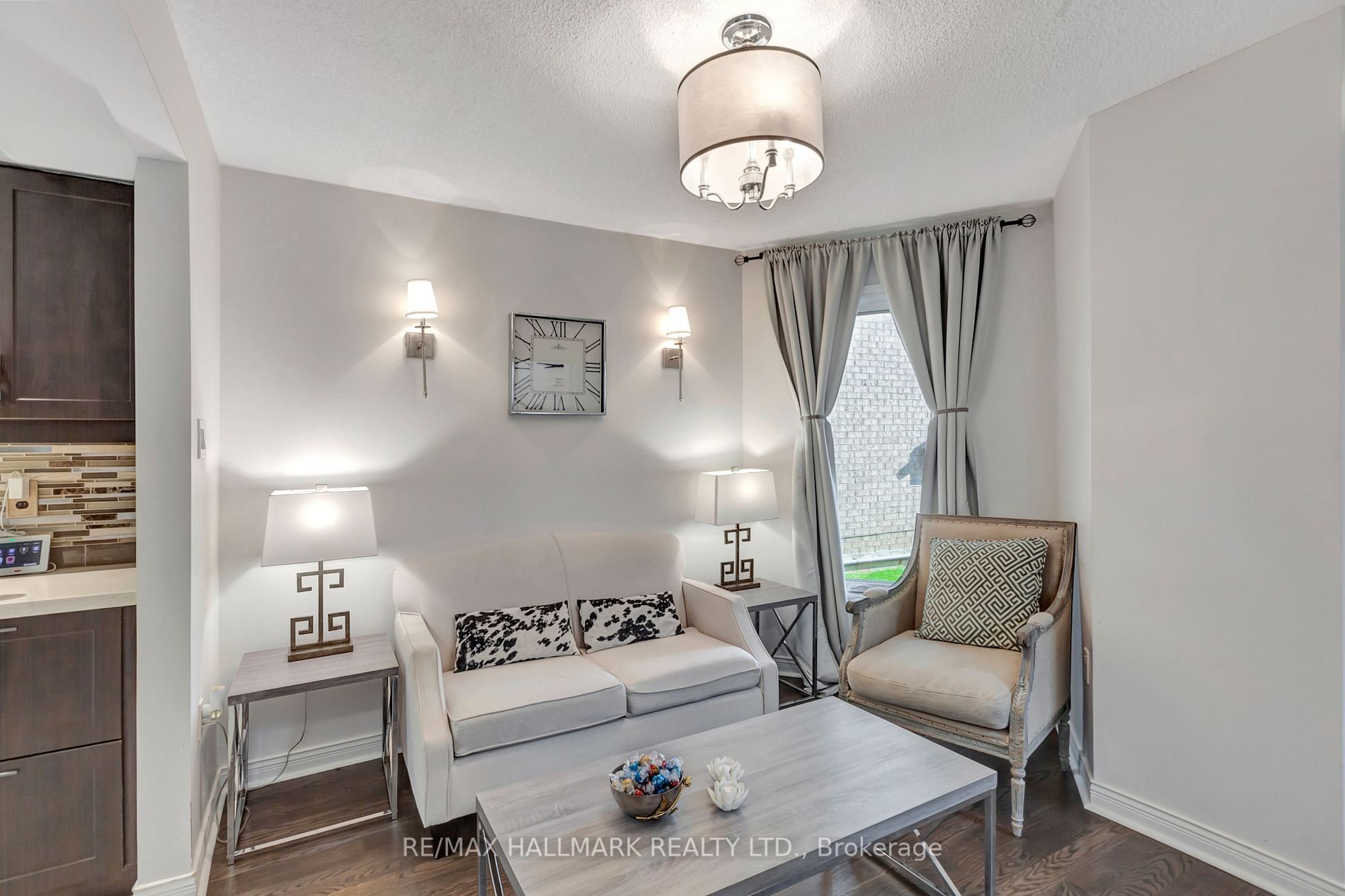 47 Cougar Crt