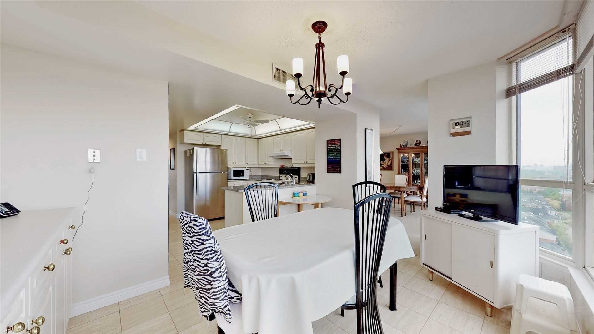 1 Clark Ave W, #1604