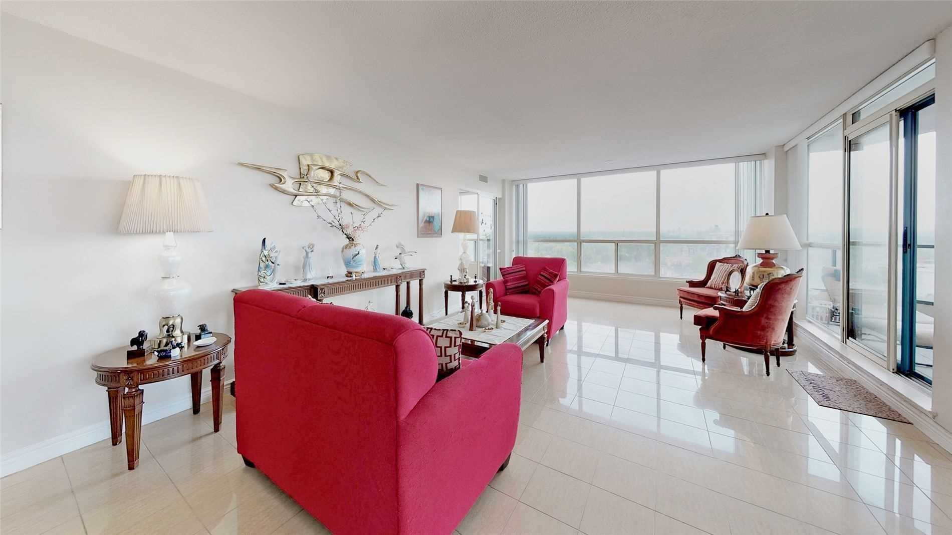 1 Clark Ave W, #1604