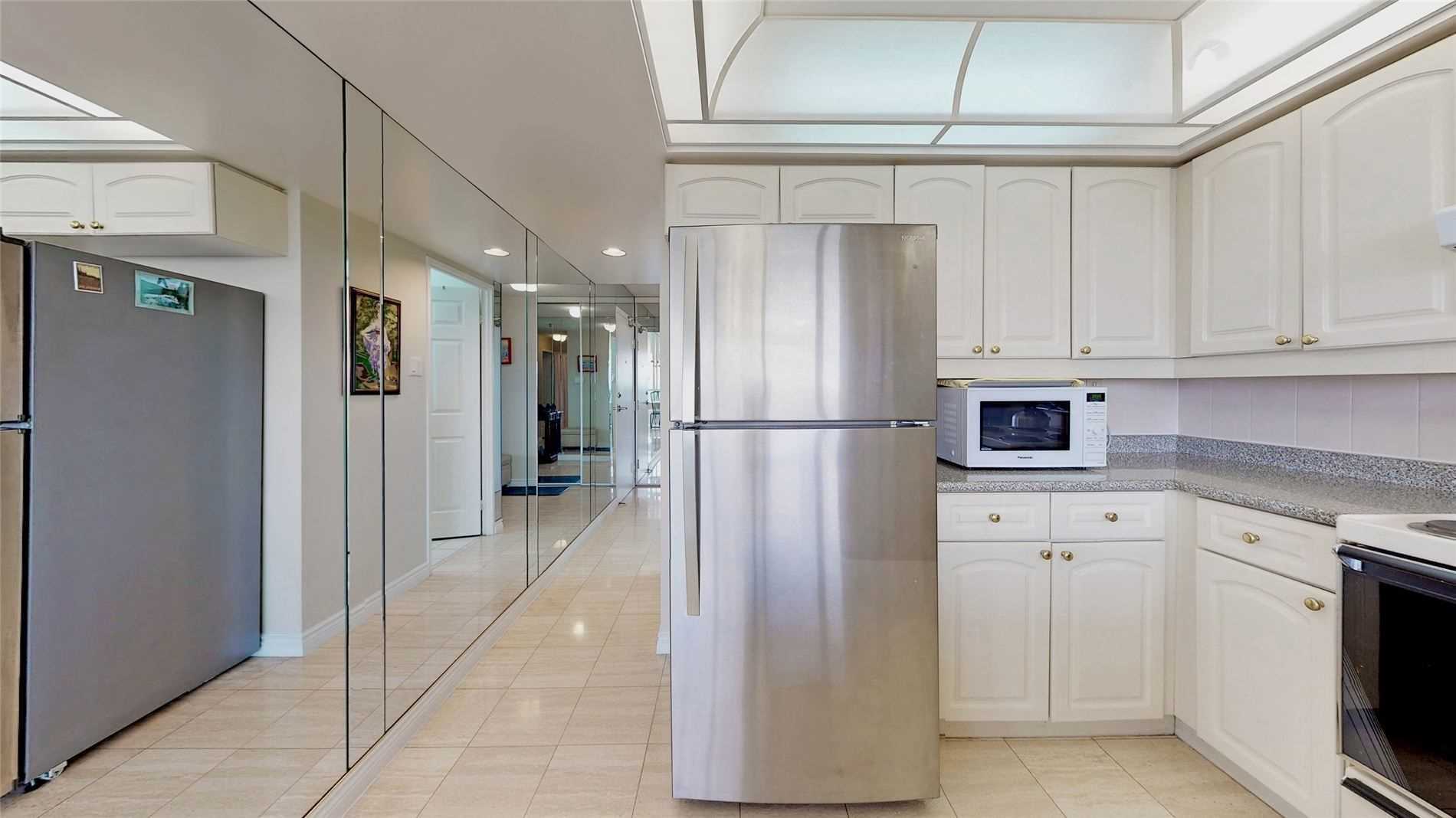 1 Clark Ave W, #1604