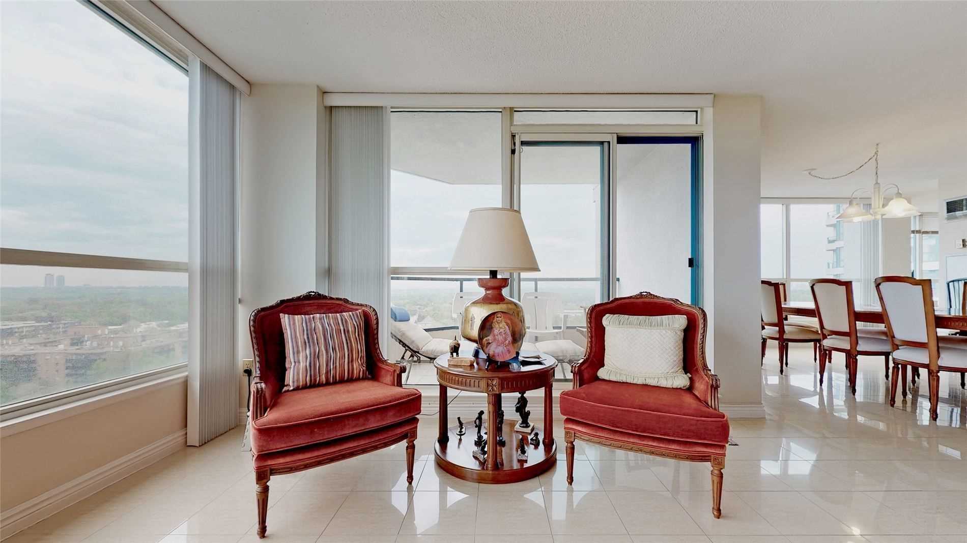 1 Clark Ave W, #1604