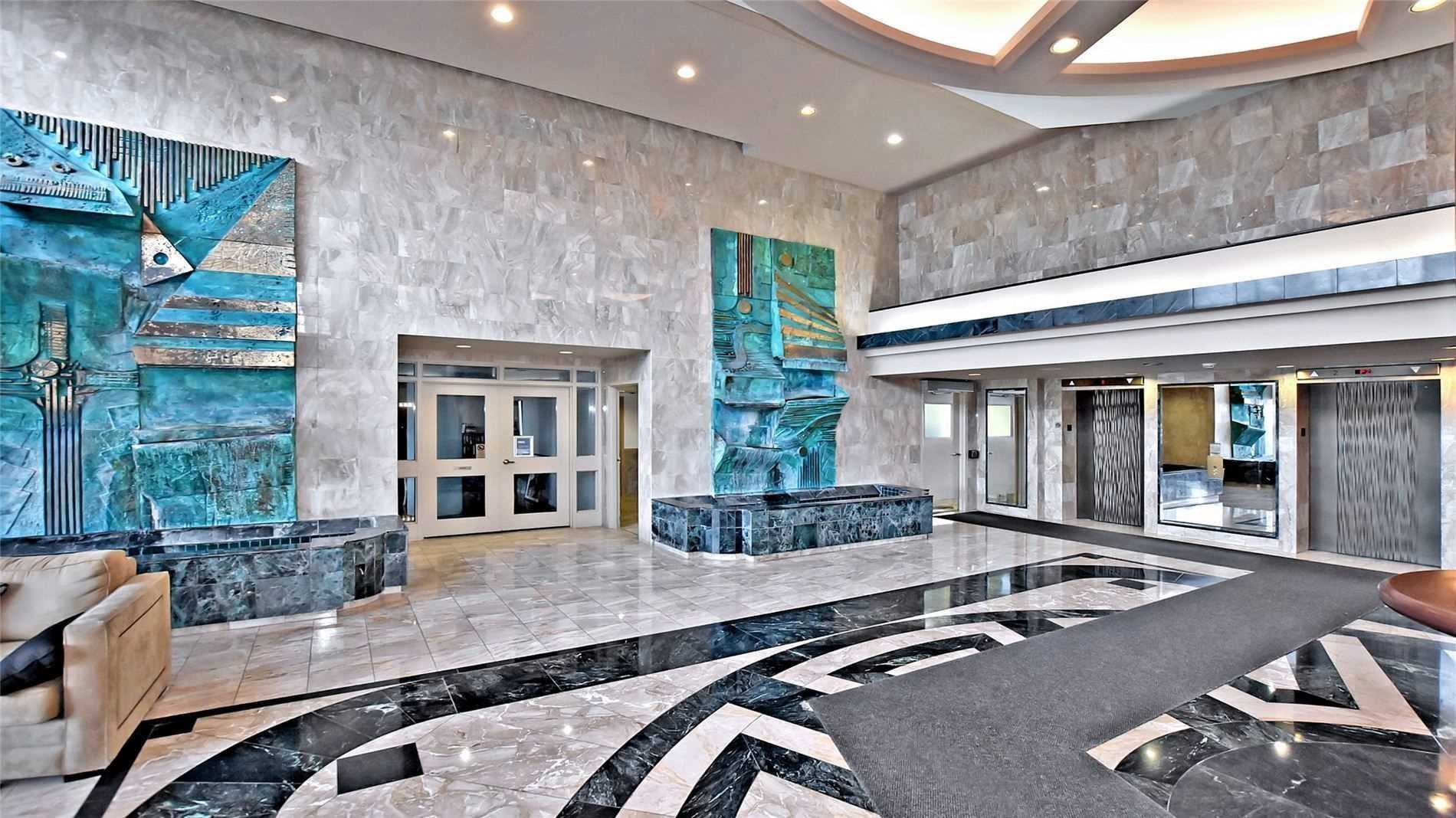 1 Clark Ave W, #1604