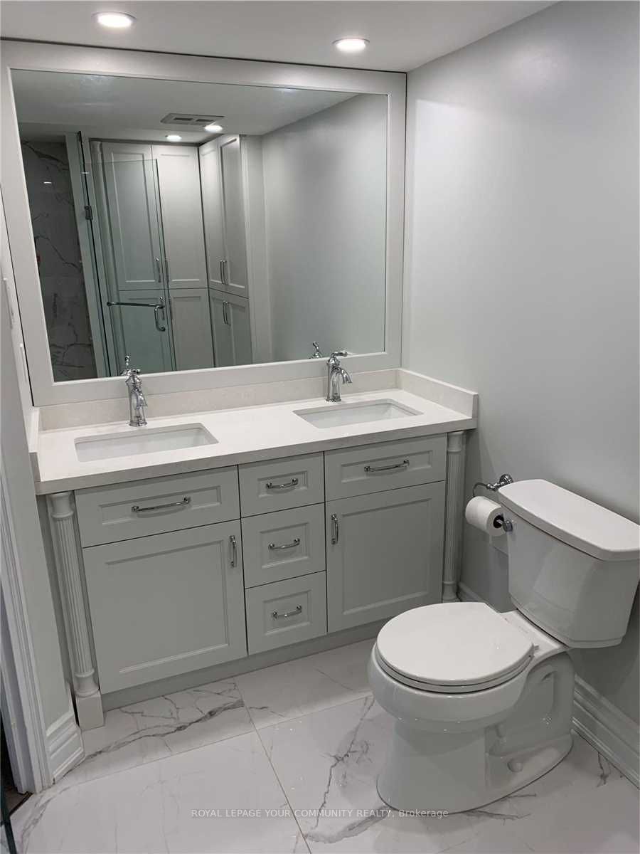 7 Townsgate Dr, #312