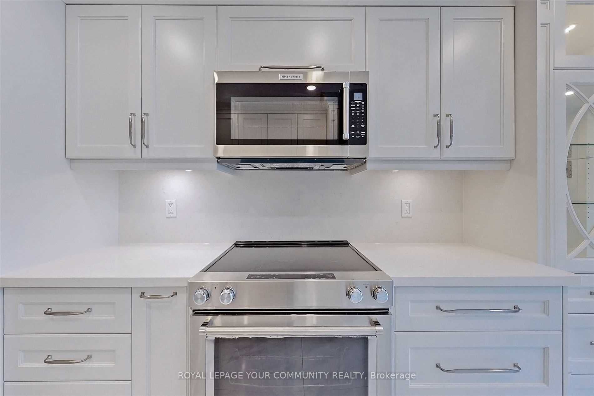 7 Townsgate Dr, #312