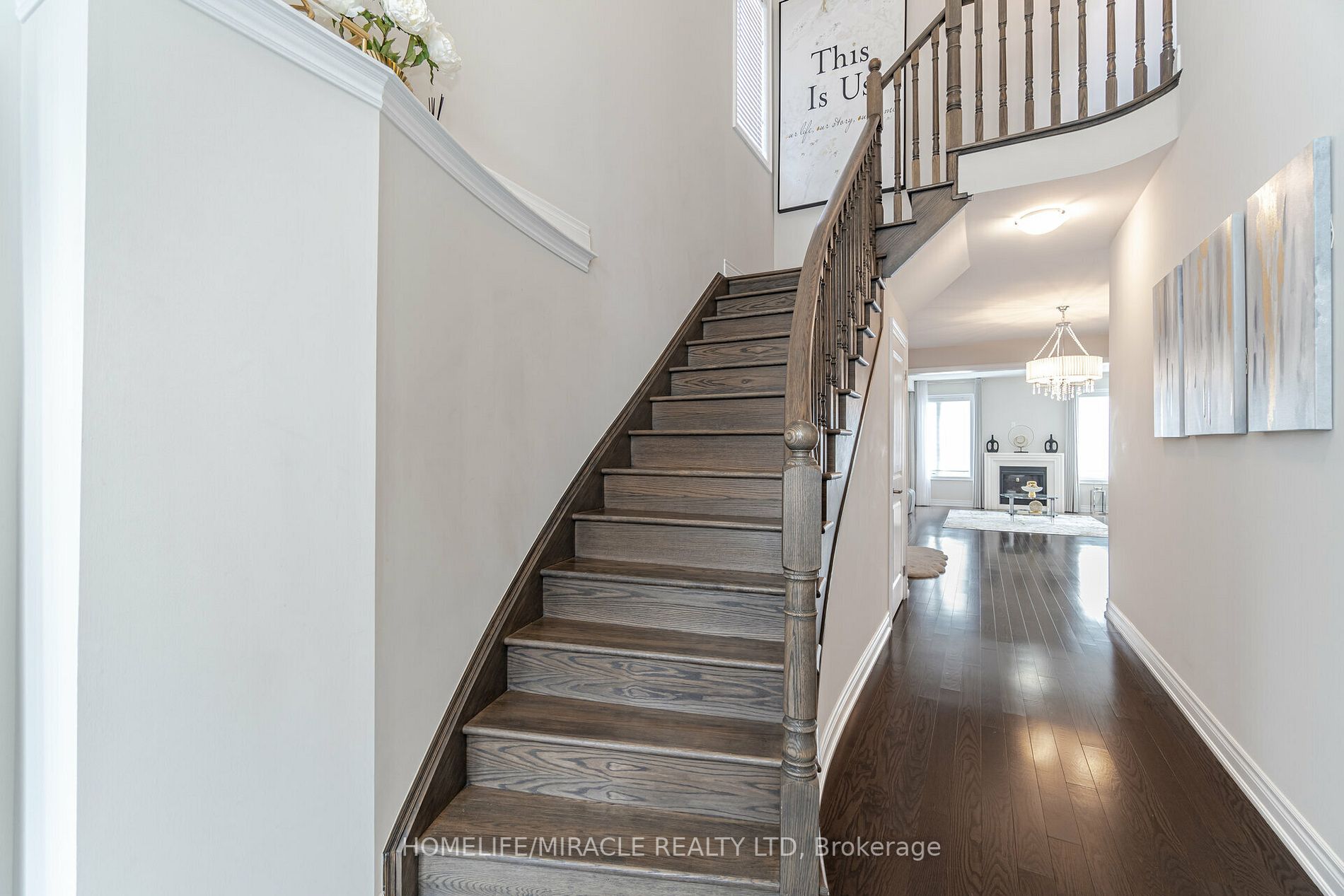 19 Selby Cres