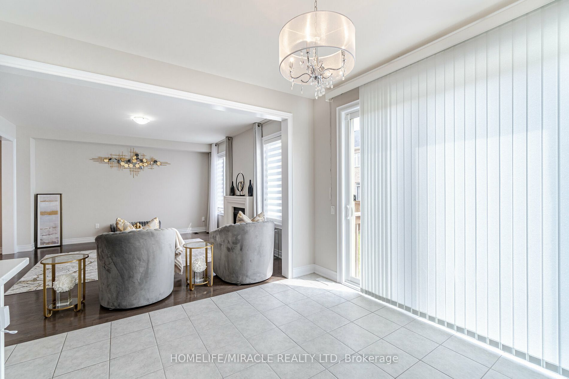 19 Selby Cres