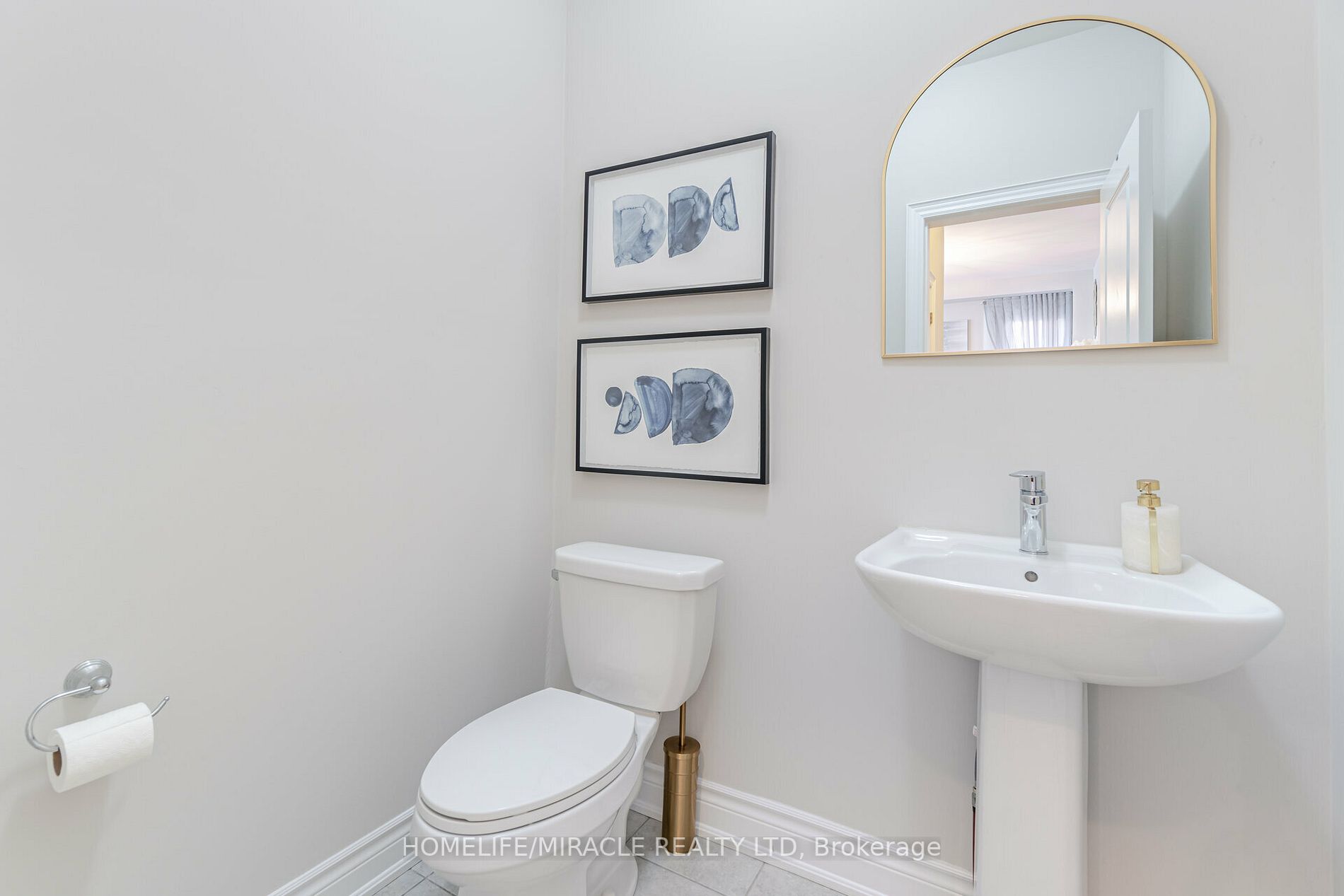 19 Selby Cres