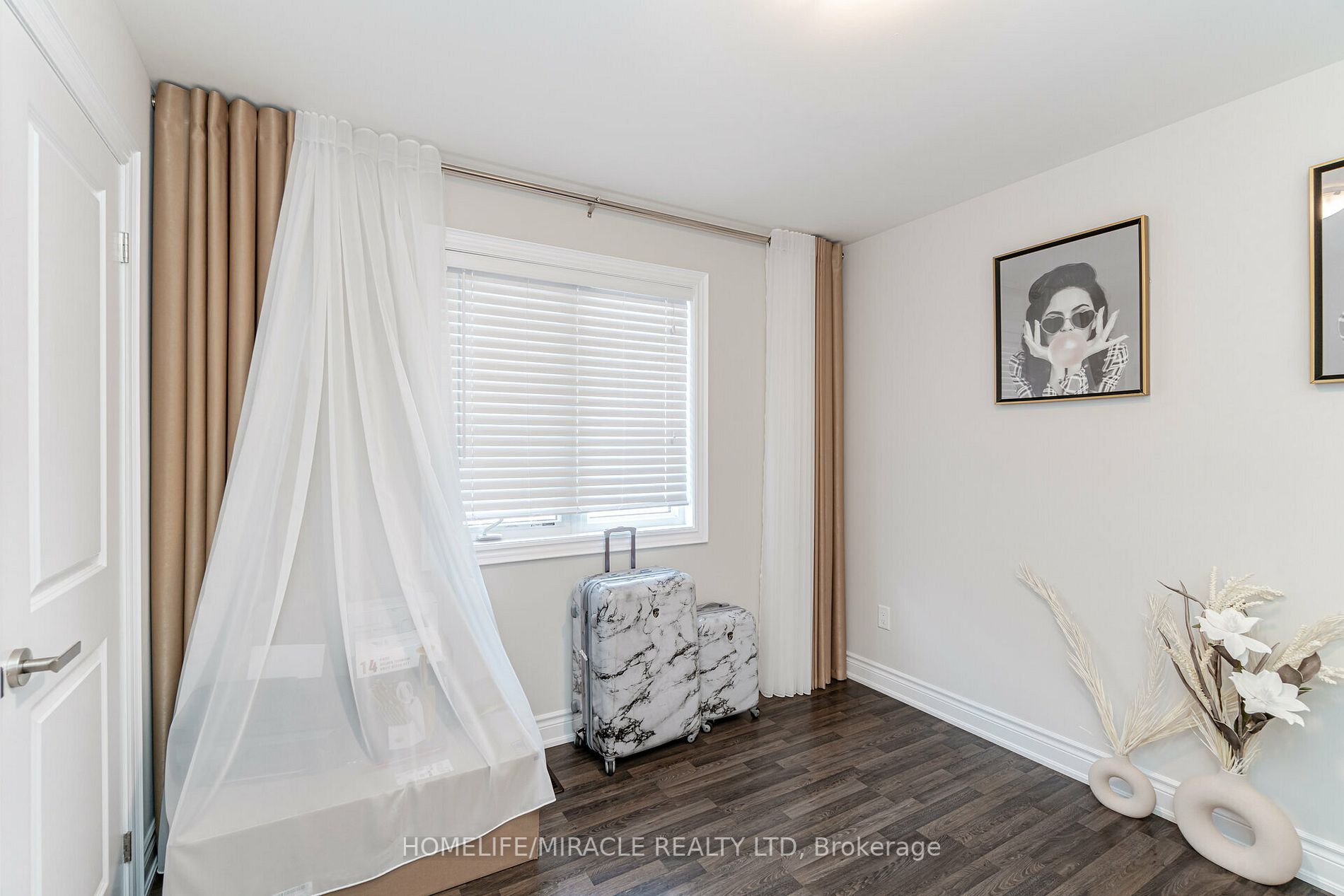 19 Selby Cres