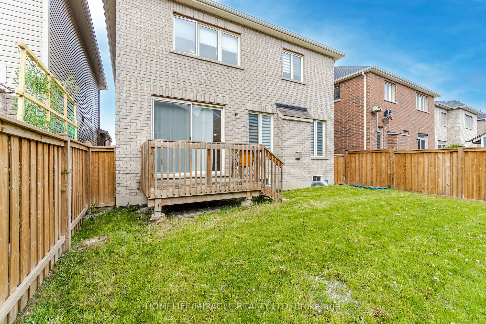 19 Selby Cres