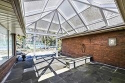 305 Woodland Acres Cres