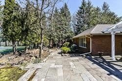 305 Woodland Acres Cres
