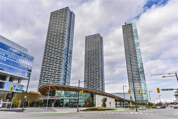 898 Portage Pkwy, Vaughan