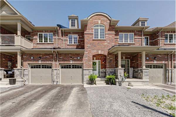 31 Anne Pegg Cres, Georgina