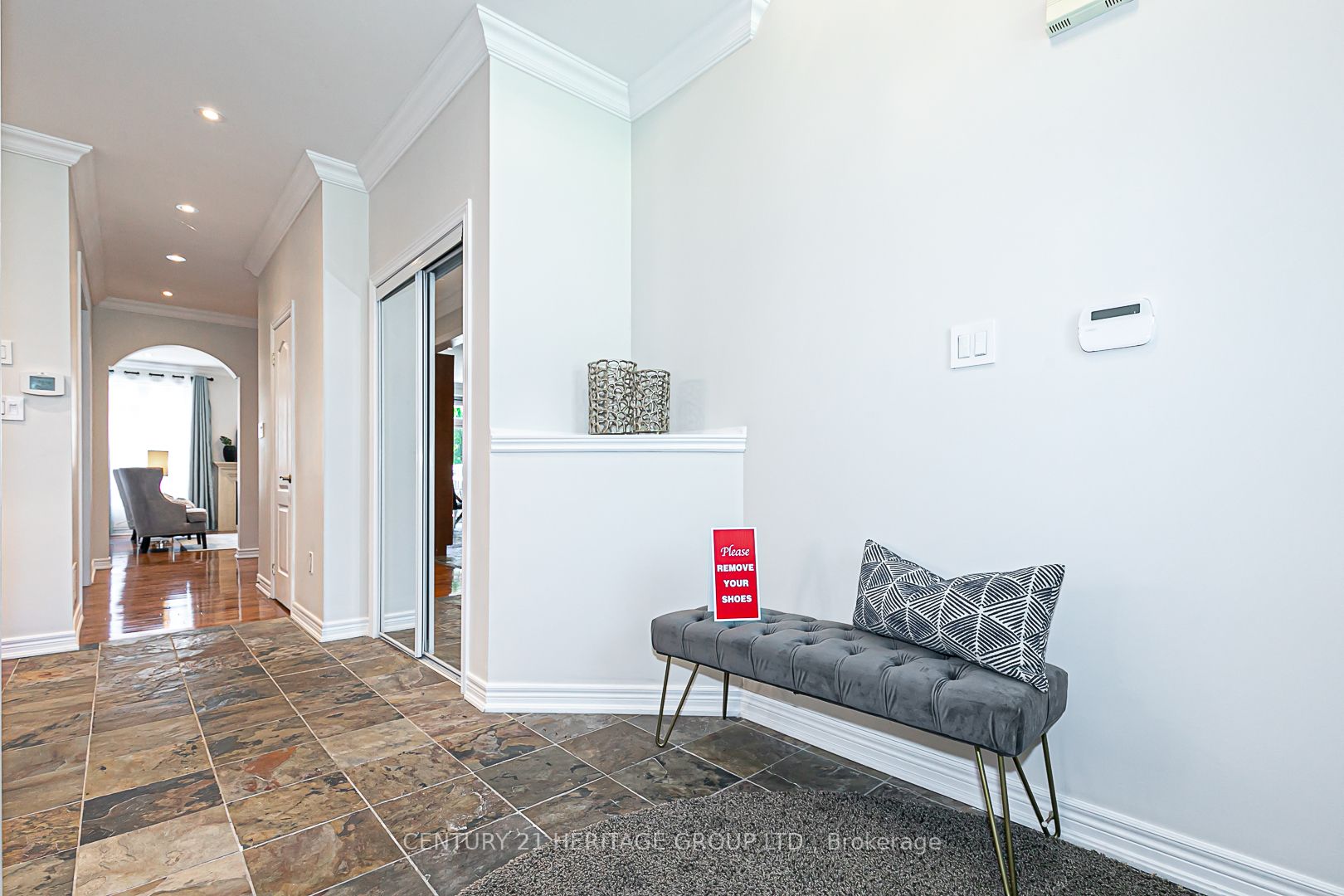 Listing N6041176 - Large Photo # 3
