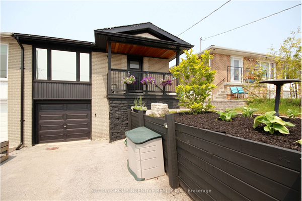 713 Sunnypoint Dr, Newmarket