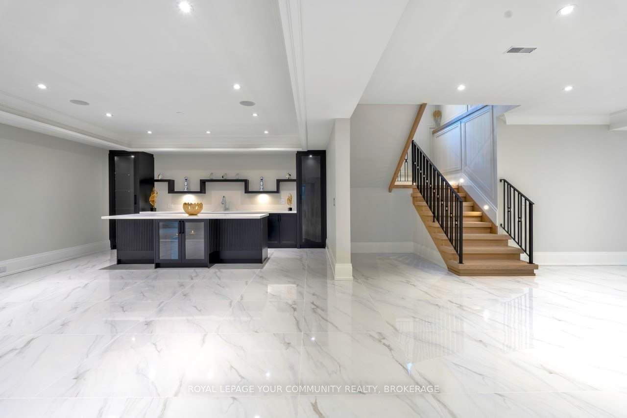 22 Davina Circle