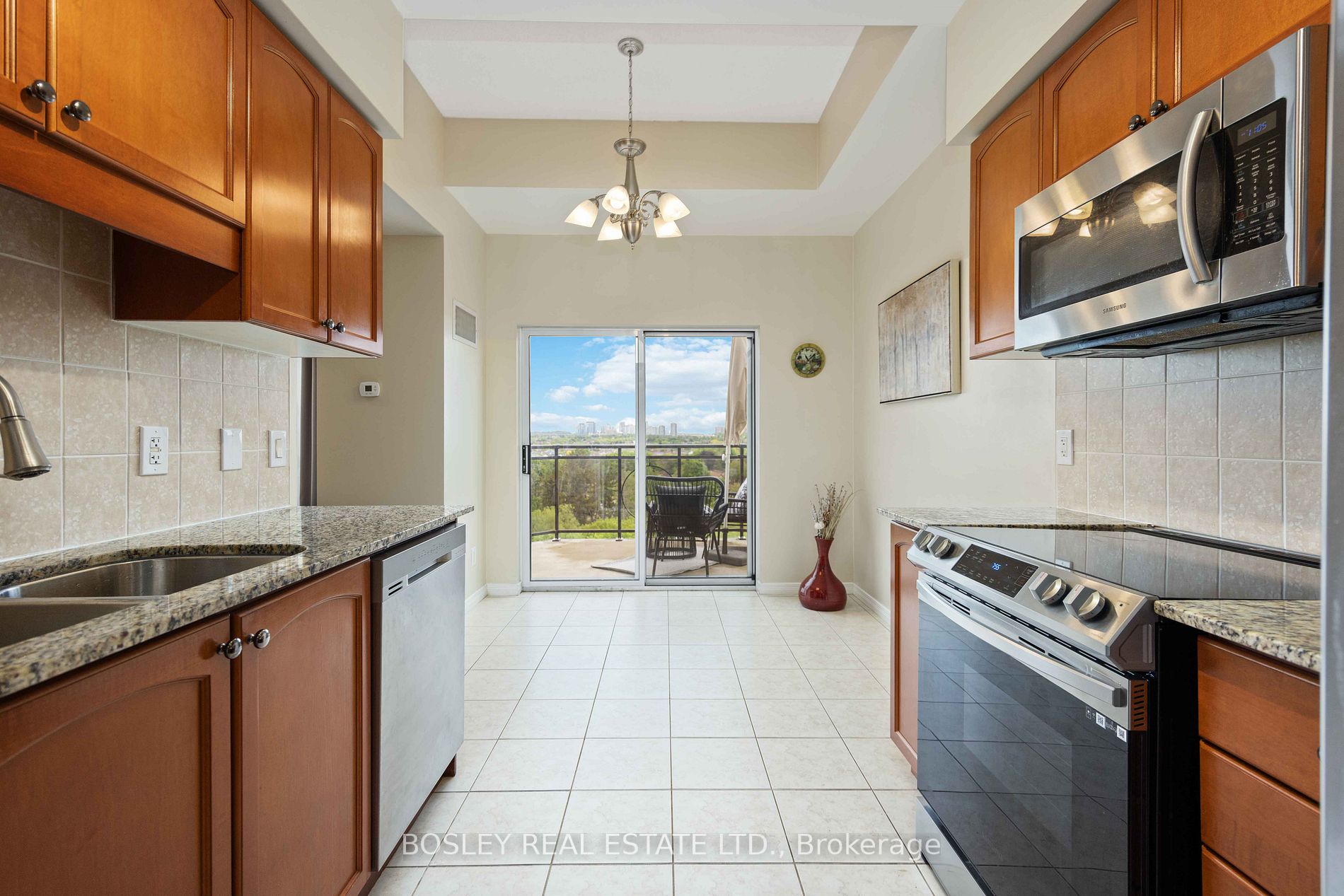 Listing N6042364 - Large Photo # 4