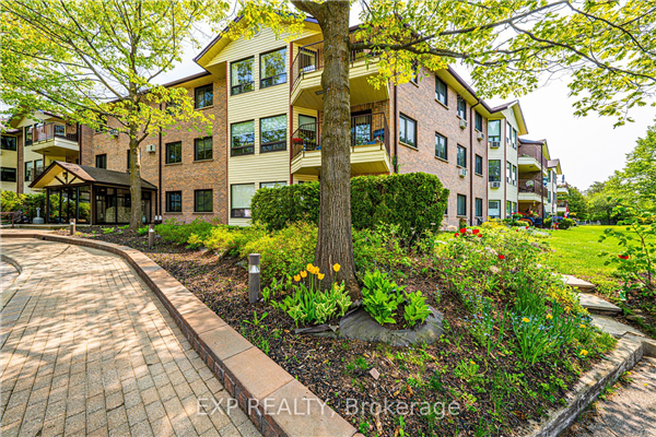 111 Grew Blvd, Georgina