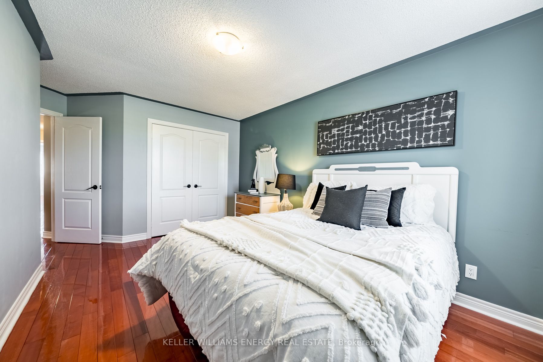 Listing N6042764 - Large Photo # 24