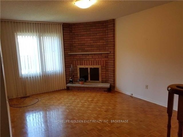563 Conley Street