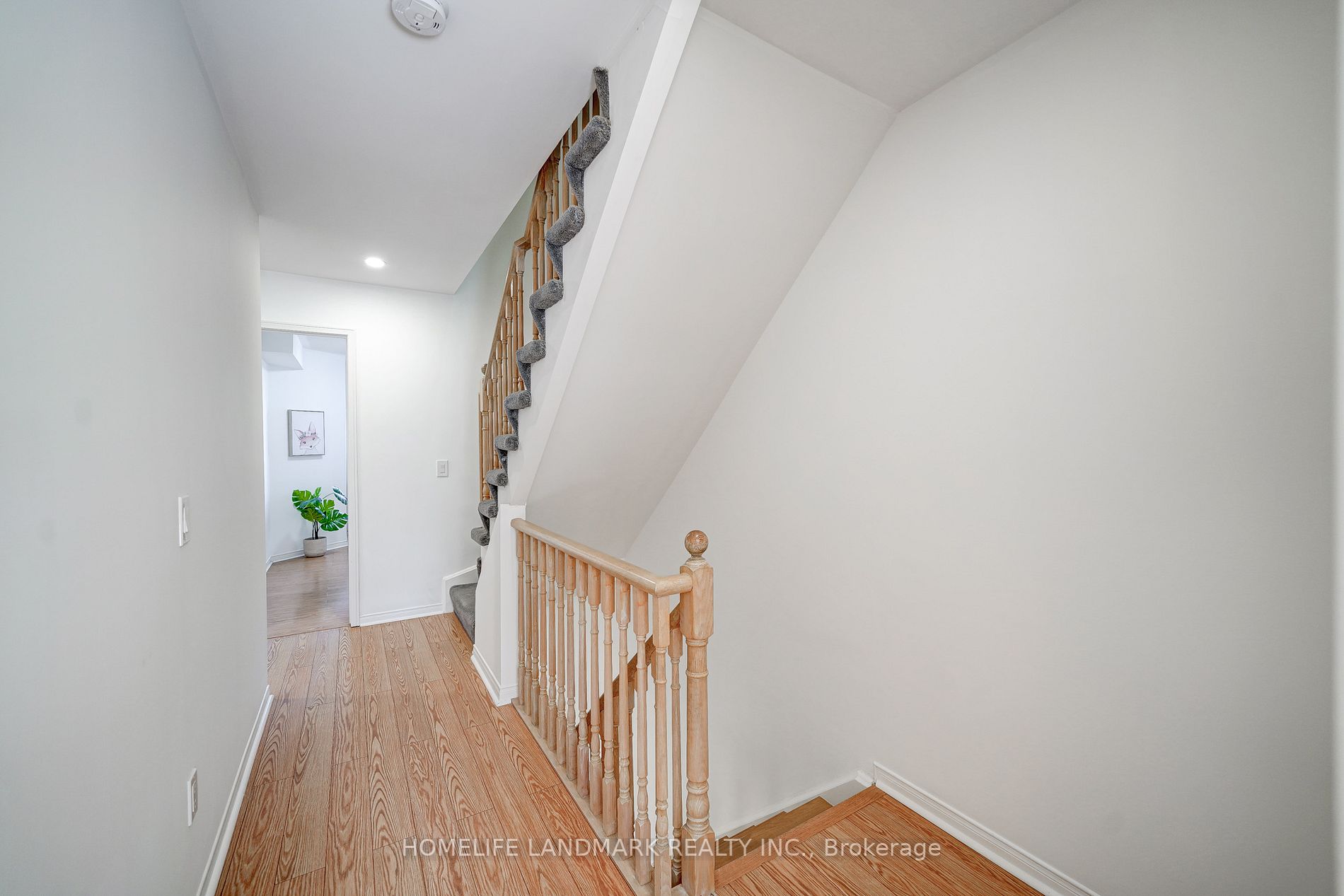 Listing N6043548 - Large Photo # 19