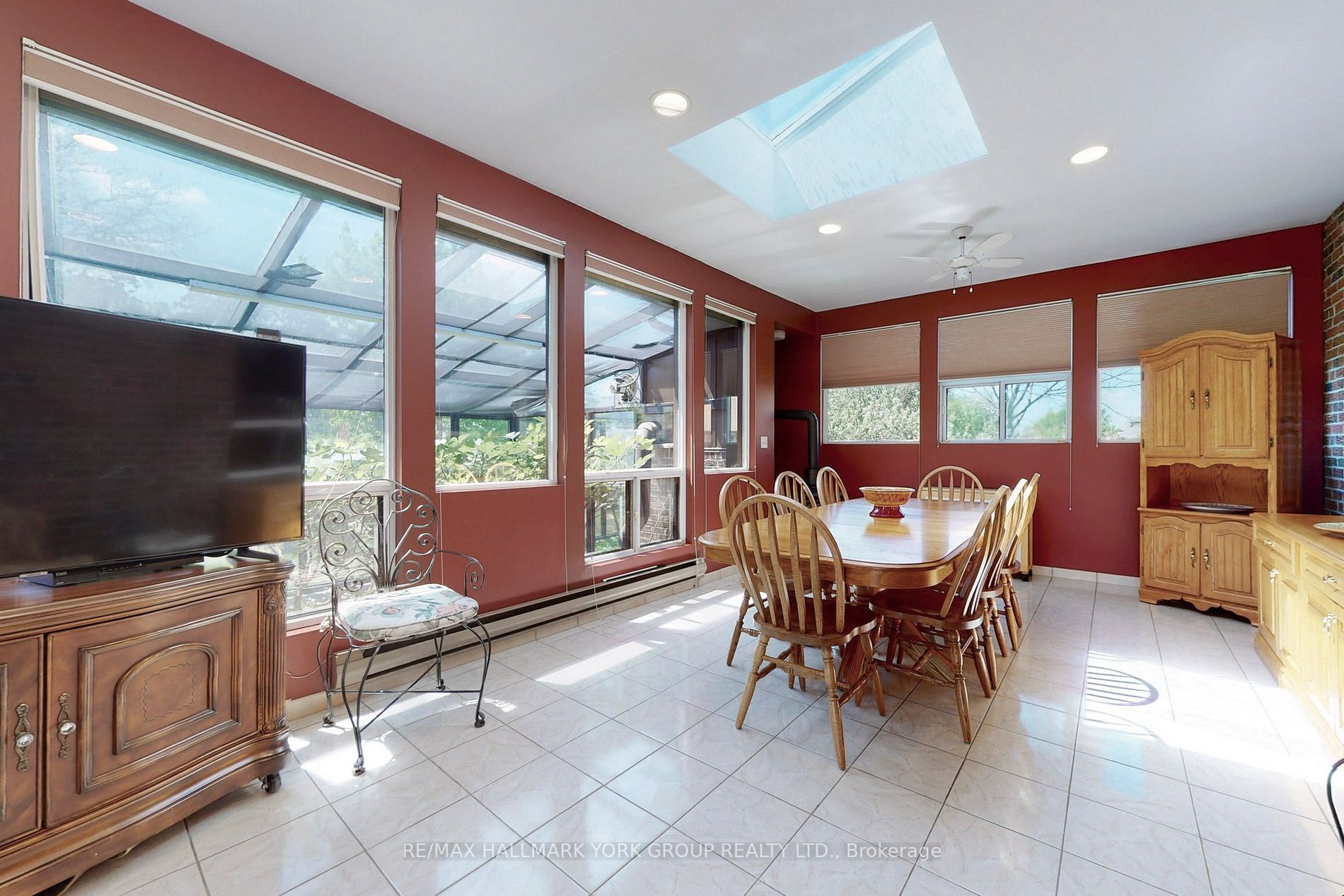 79 Rockview Gdns