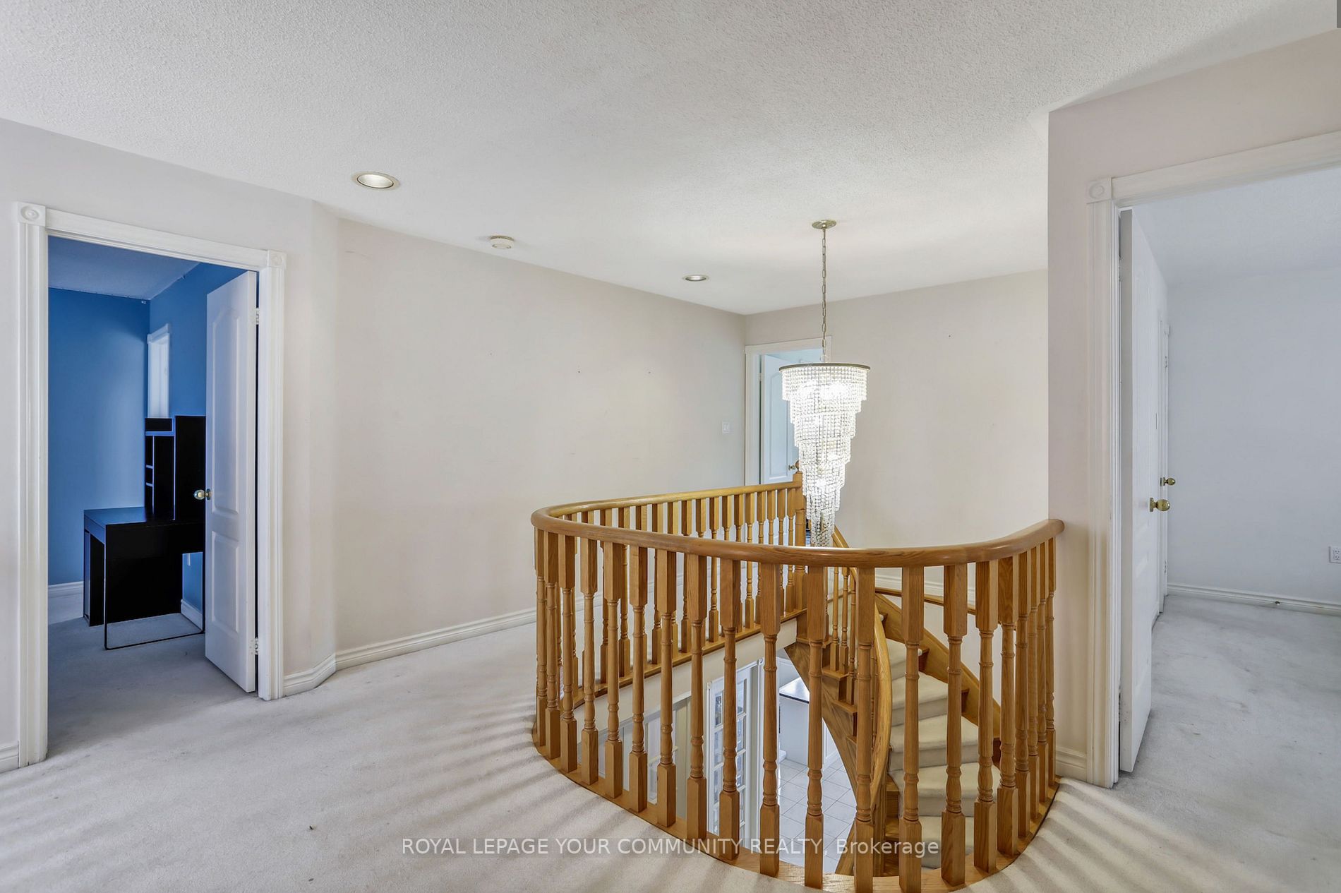 38 Clarendon Dr