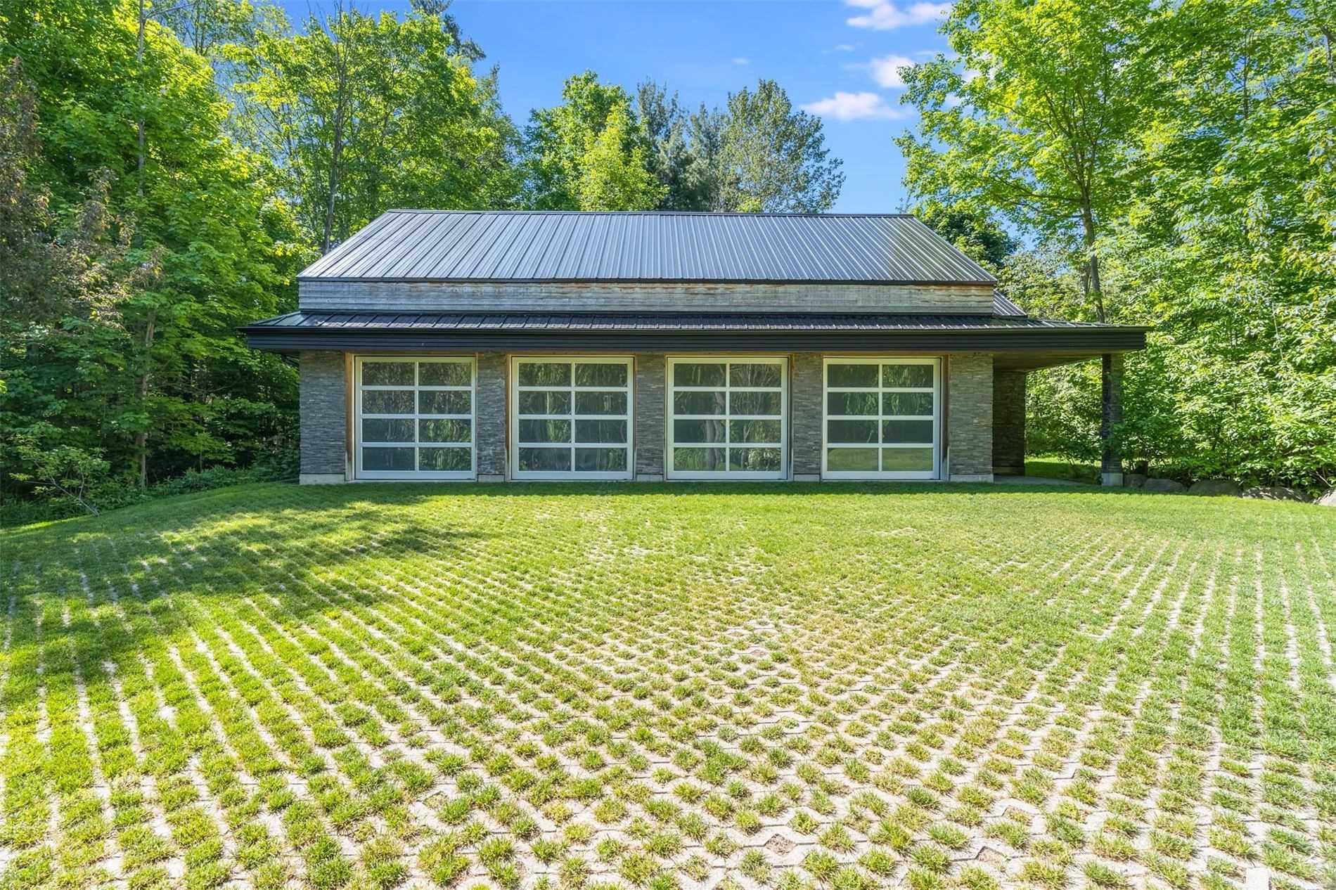 1919 Forest Valley Dr