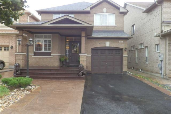31 Moraine Dr, Vaughan