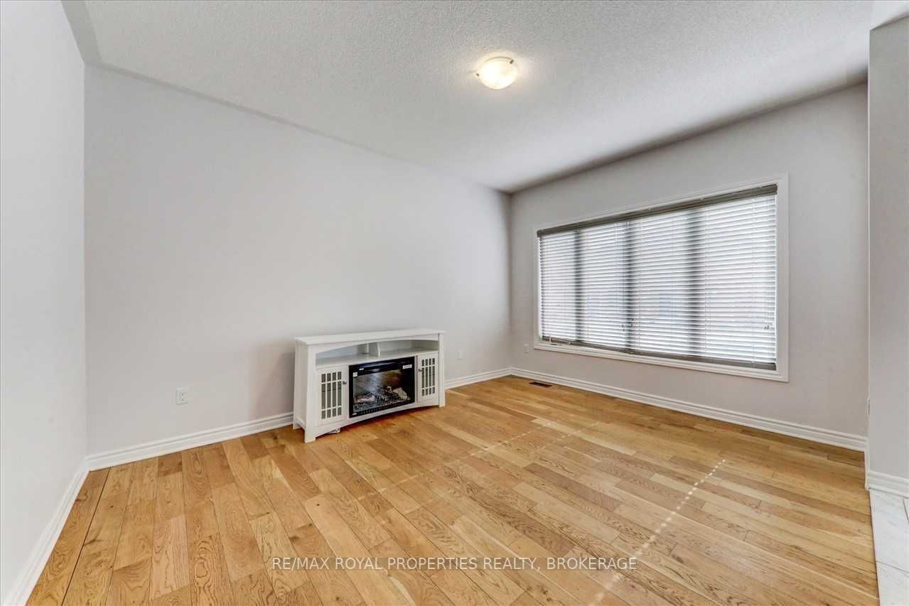 17 Jardine St