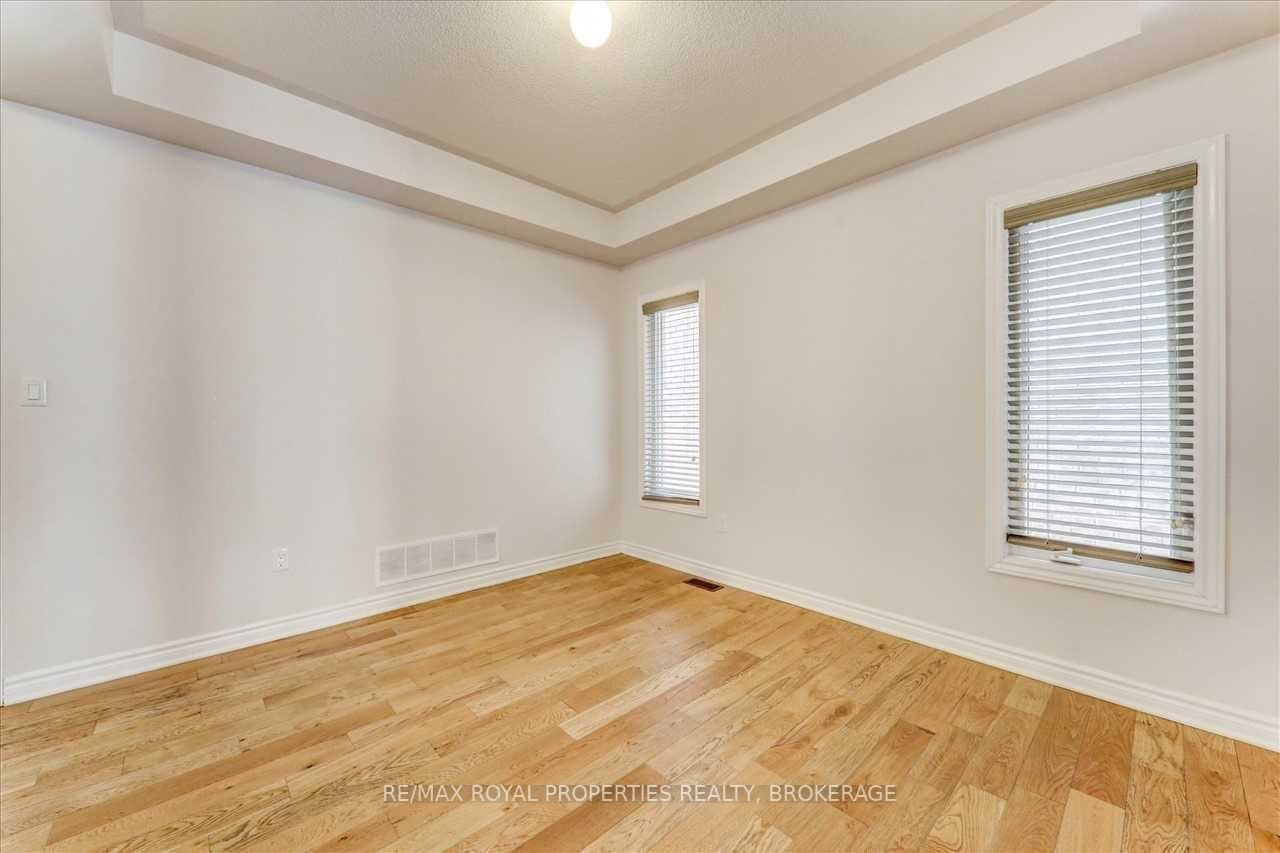 17 Jardine St