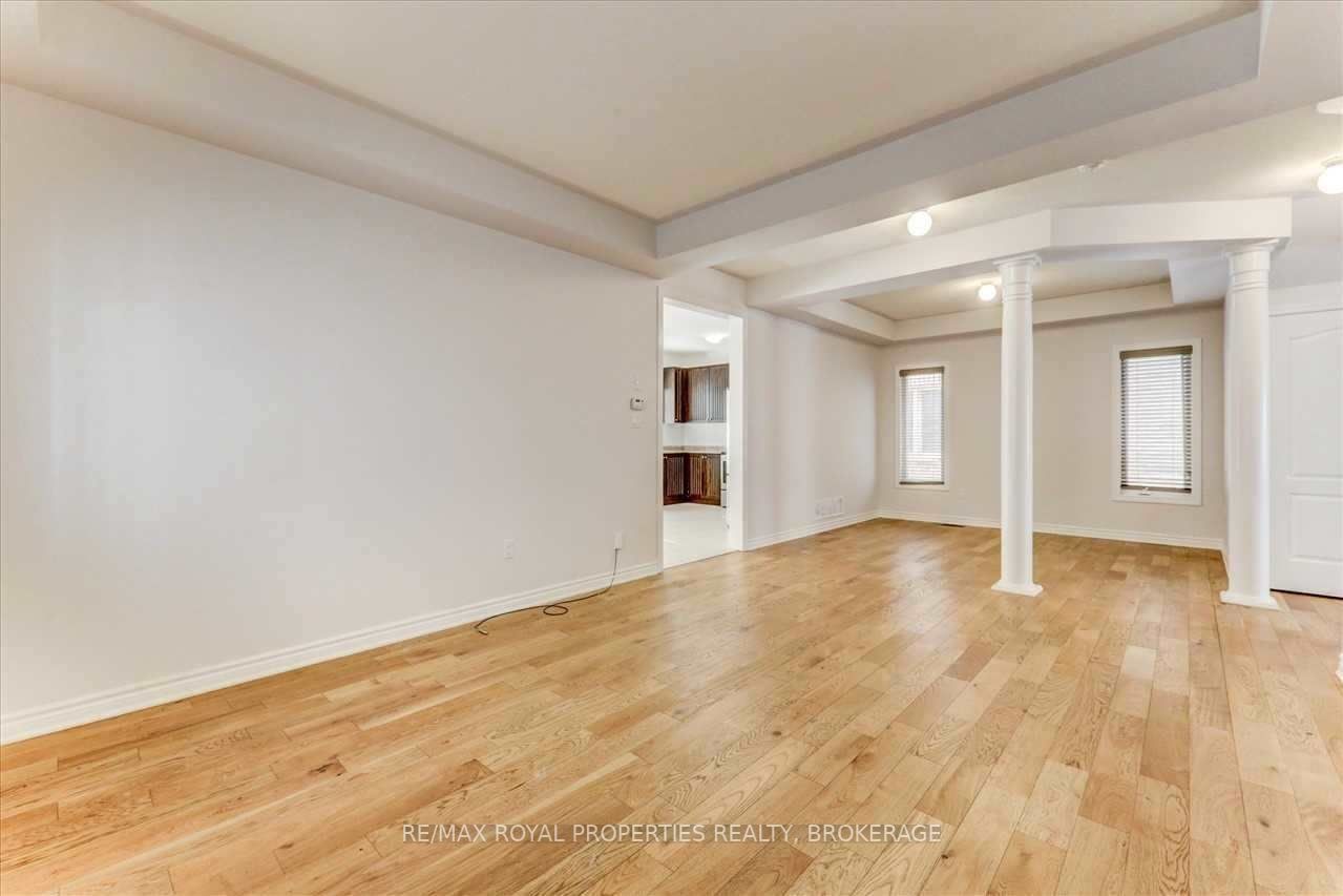 17 Jardine St