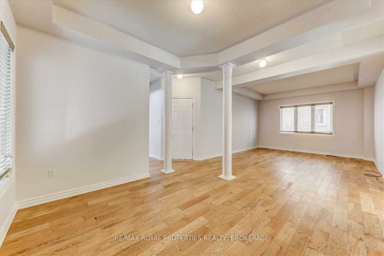 17 Jardine St