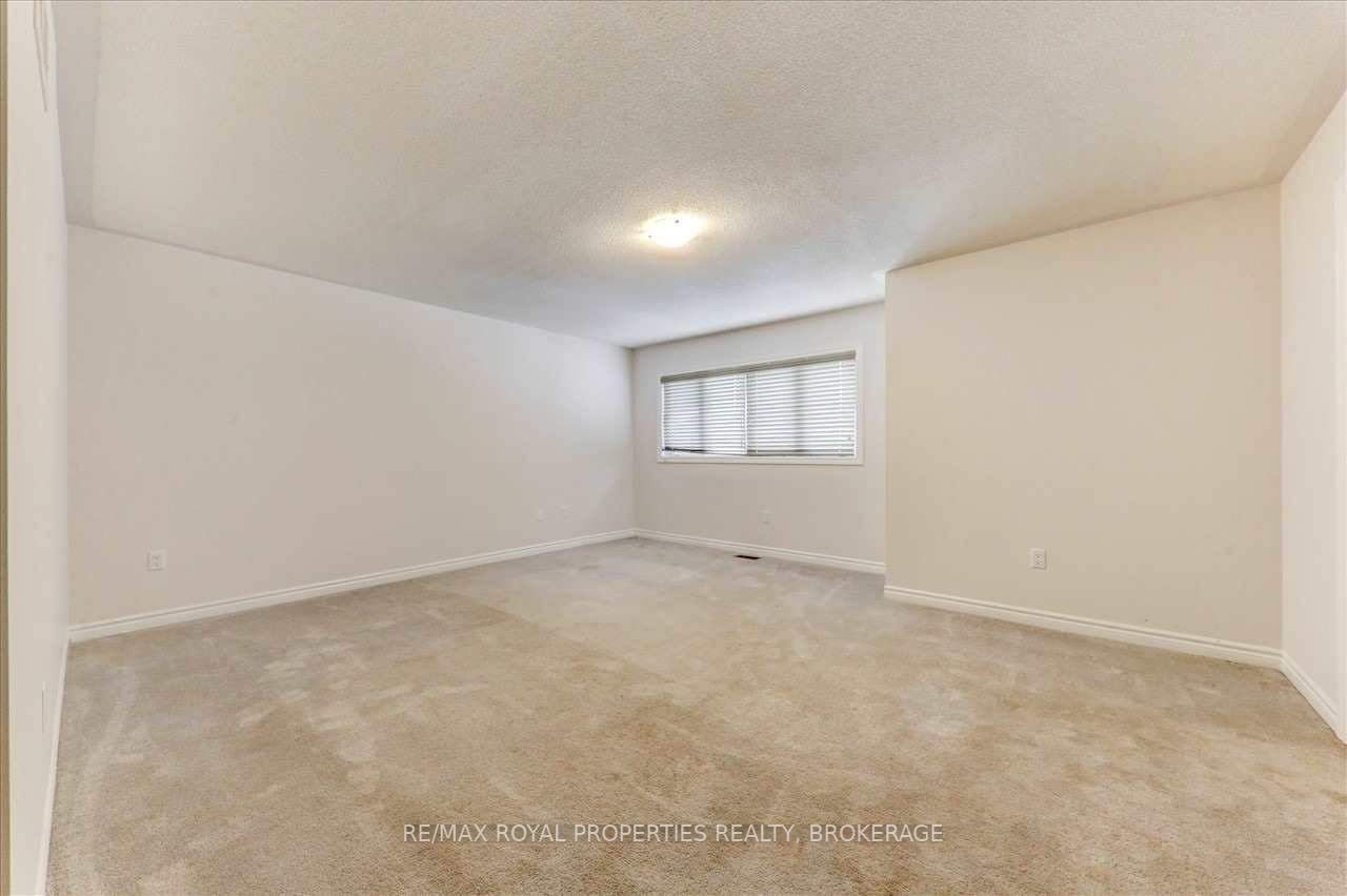 17 Jardine St