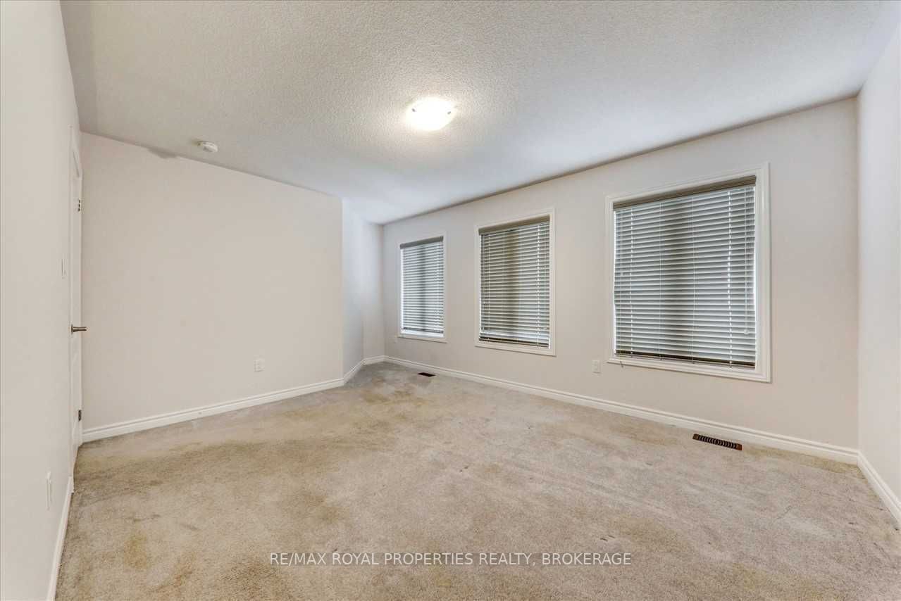 17 Jardine St