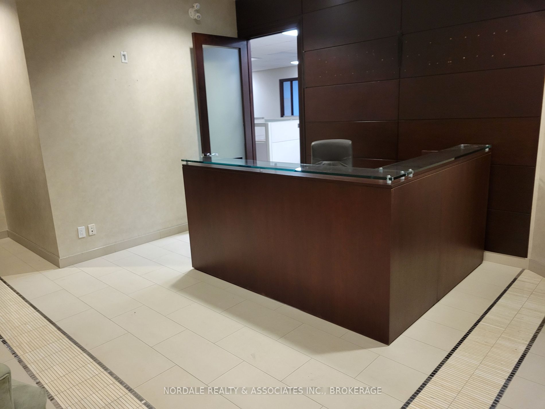 331 Cityview Blvd, #200