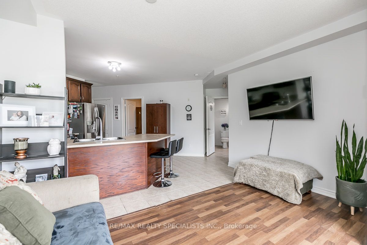 Listing N6046964 - Large Photo # 19