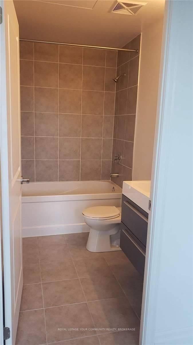 8 Rouge Valley Drive W, #717