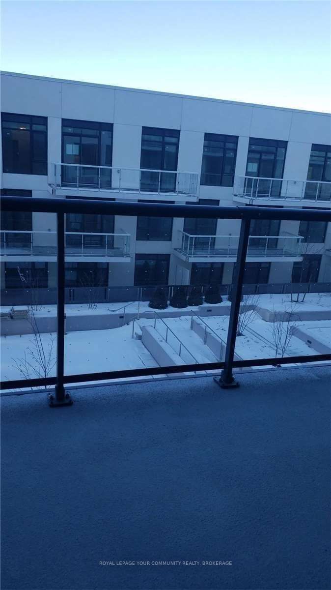 8 Rouge Valley Drive W, #717