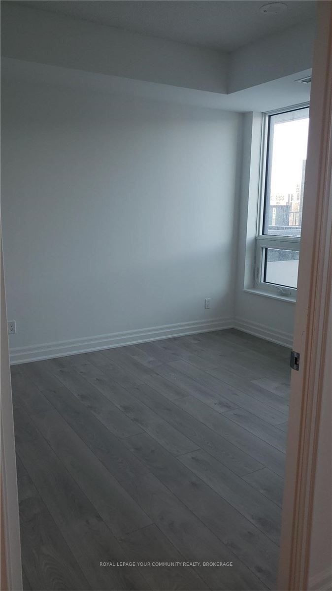 8 Rouge Valley Drive W, #717