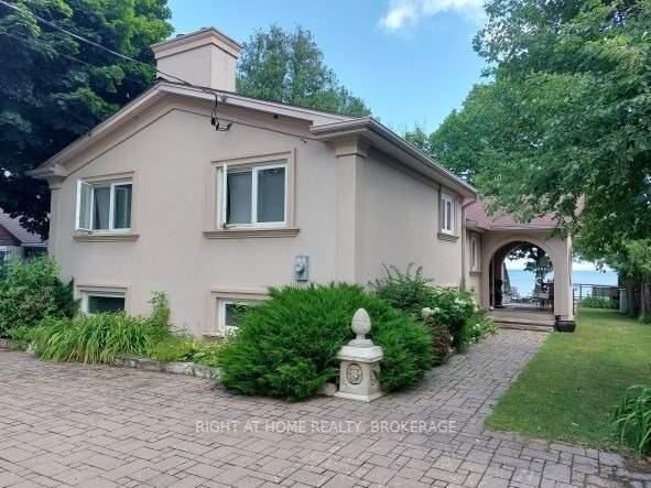 643 Lakelands Avenue