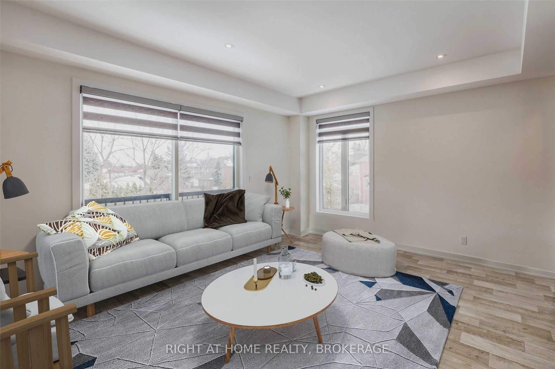 24 Howick Lane